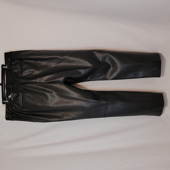 𝅺Alfani Women's Faux Leather Finish Slim Fit Petite Pants - Picture 4 of 16